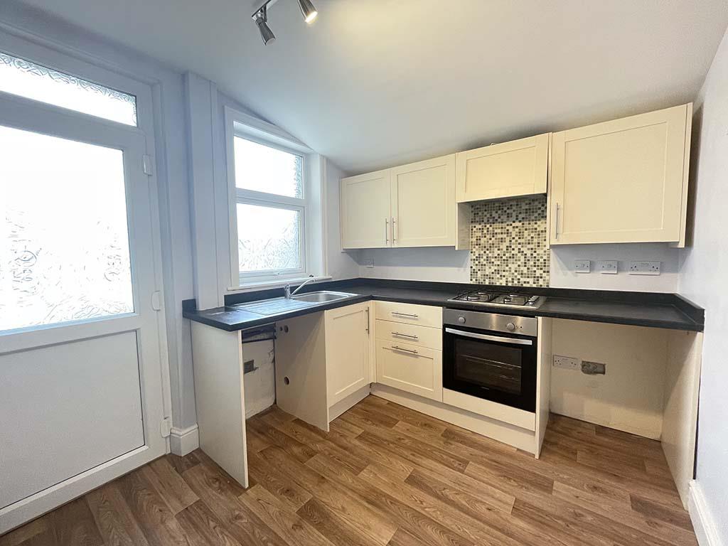 3 bedroom mid terrace house SSTC in Barnoldswick - Kitchen